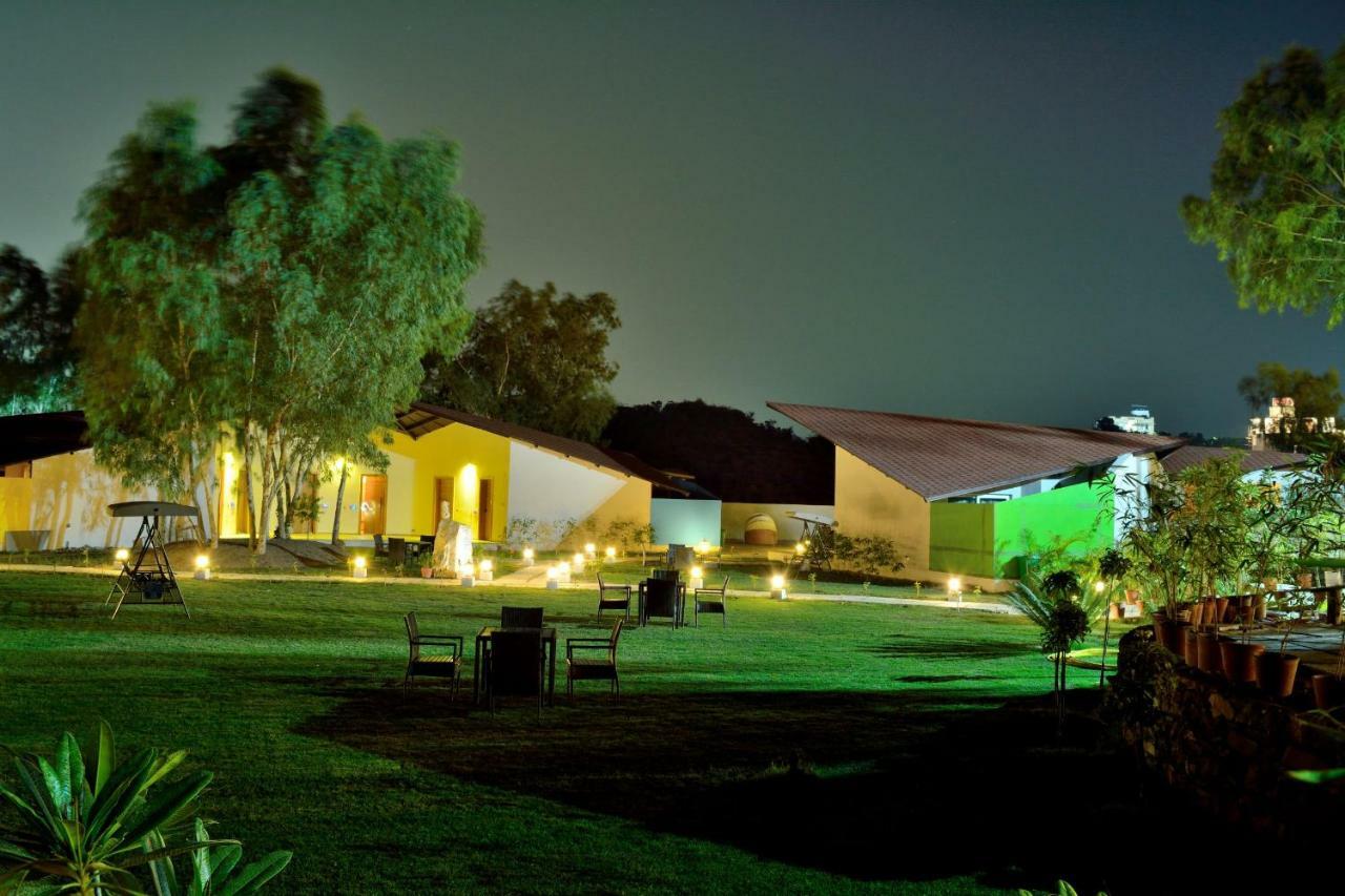 Bamboo Saa Resort & Spa - Udaipur Bagian luar foto